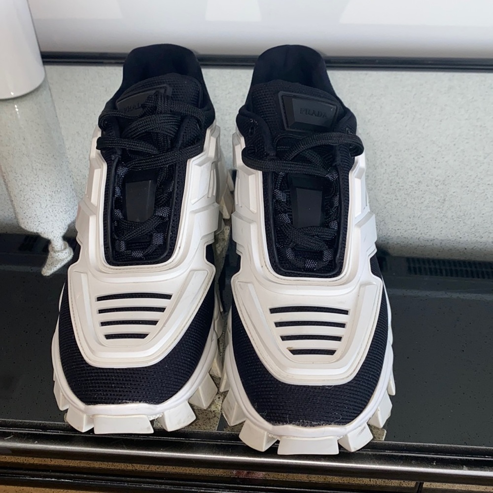 Prada sneakers Cloudsut great condition just corner of shoes have scratches
